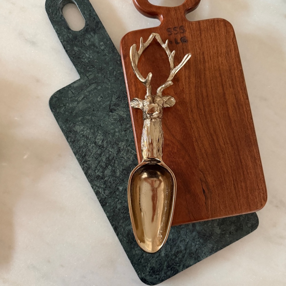 Gold Deer-Handle Serving Spoon - Decorative Kitchen Scoop